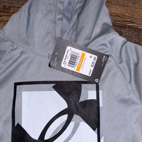 Under Armour Gray Tshirt Hoodie with Black Graphic - Picture 3 of 4